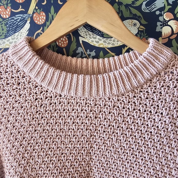 Univeral Thread Oversized Knit Sweater - Picture 4 of 5